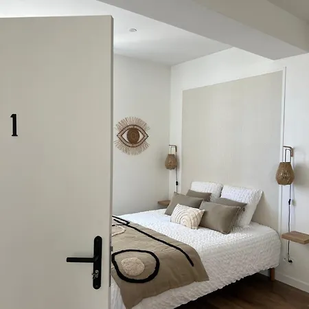Les Loges Des Coteaux - Loge 1 - Luxury With Jacuzzi بلايي