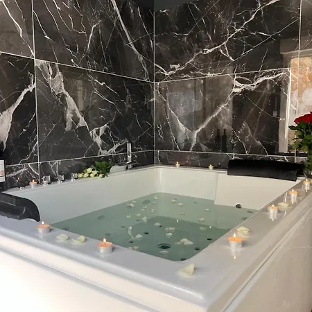 Les Loges Des Coteaux - Loge 1 - Luxury With Jacuzzi